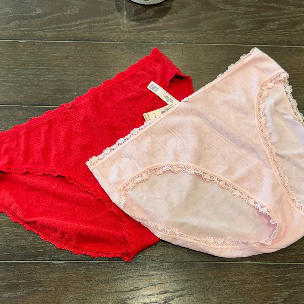 ❤️ NWT (pink) Victoria Secret size XL Women's Red and Pink Lace Trim Panties